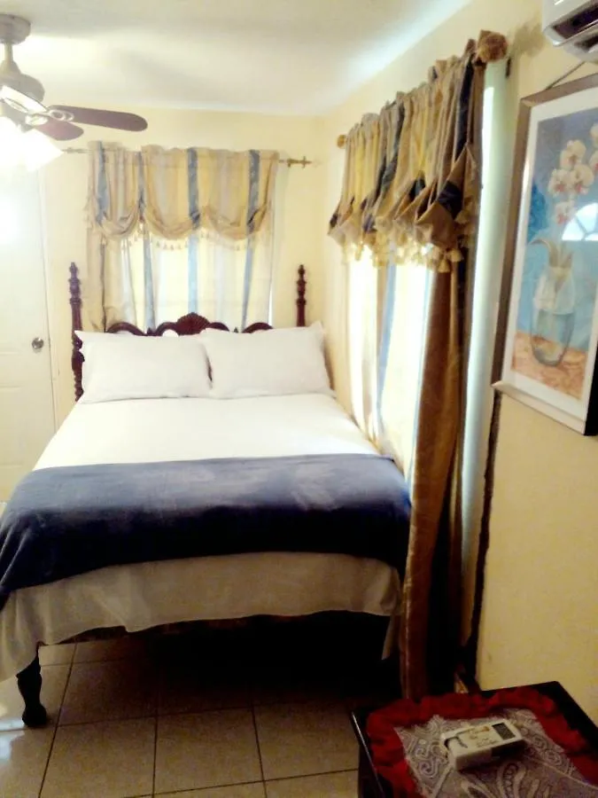 Happy And Comfortable Home Montego Bay 0*,