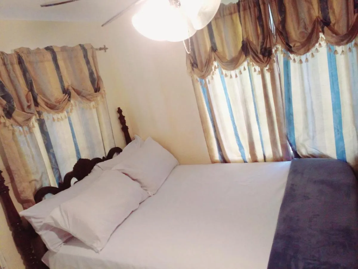 Happy And Comfortable Home Montego Bay 0*,