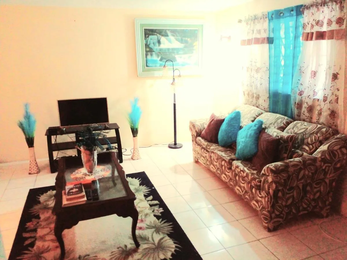 Happy And Comfortable Home Montego Bay Guest house