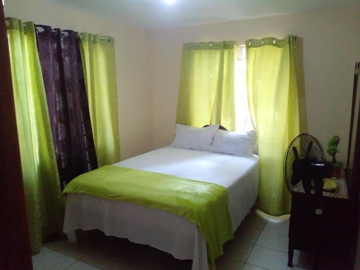 Happy And Comfortable Home Montego Bay 0*,